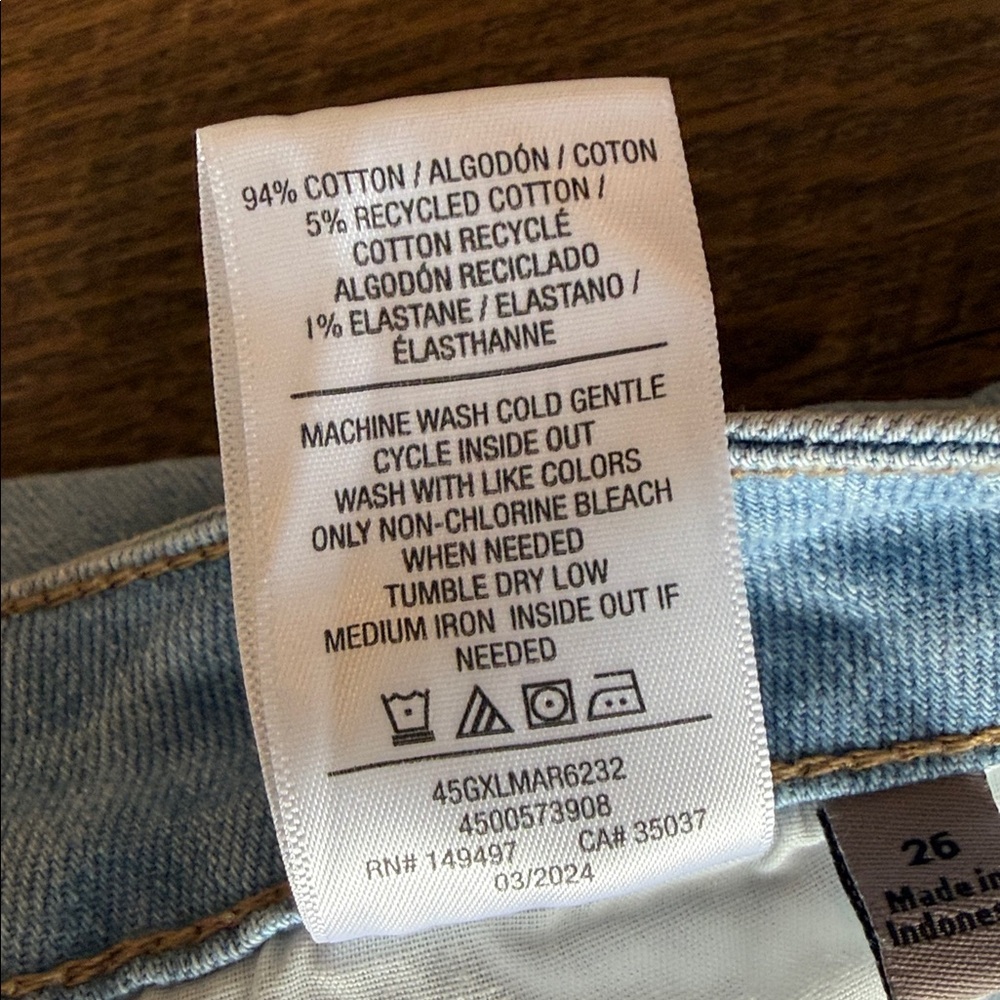 NWT Joes Jeans Margo Denim Midi Skirt Light Wash Women’s Size 26 - Picture 12 of 12